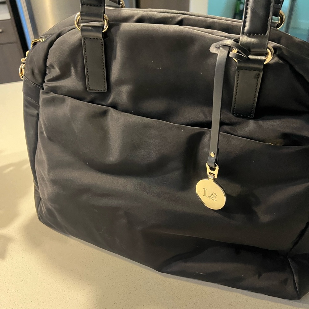 Lo & Sons O.G bag in great condition